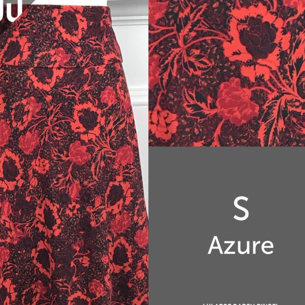NWT LuLaRoe Azure Skirt Roses Floral Black Small S